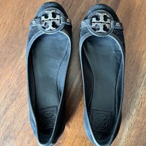 Tory Burch flats size 8 in good overall condition.